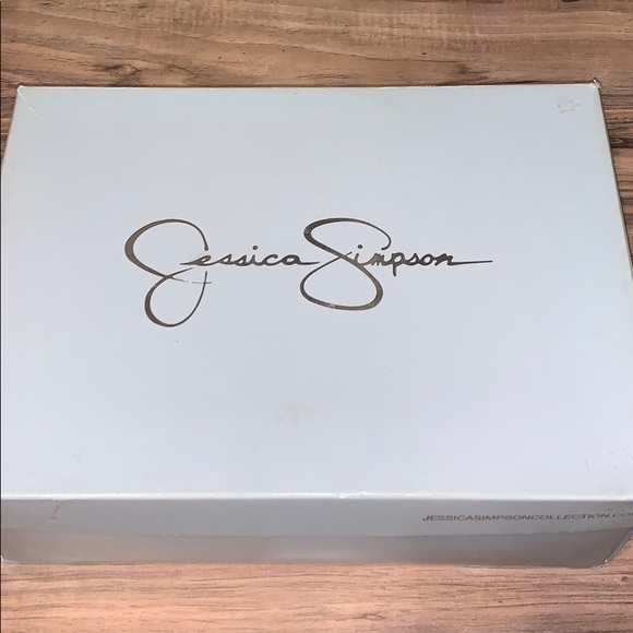 Women’s High-Heel - Picture 2 of 5